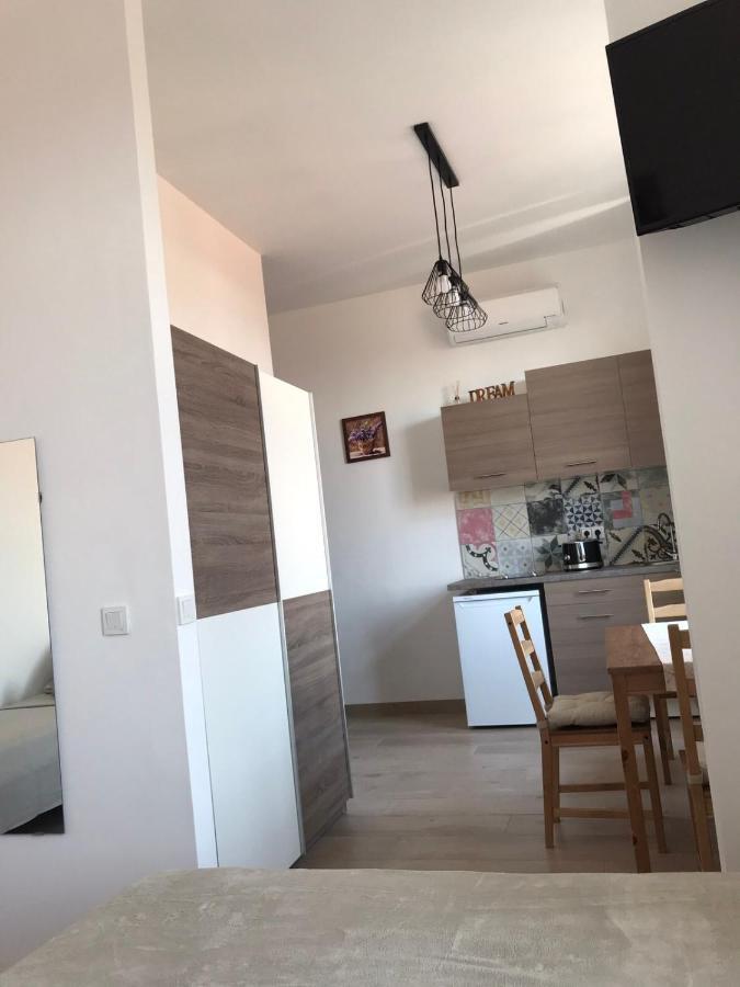רייקה Studio Apartmani Paola מראה חיצוני תמונה
