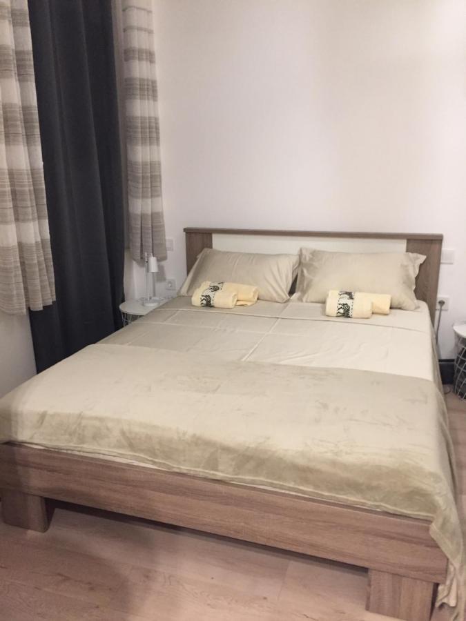 רייקה Studio Apartmani Paola מראה חיצוני תמונה