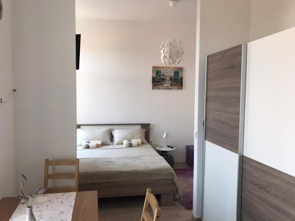 רייקה Studio Apartmani Paola מראה חיצוני תמונה